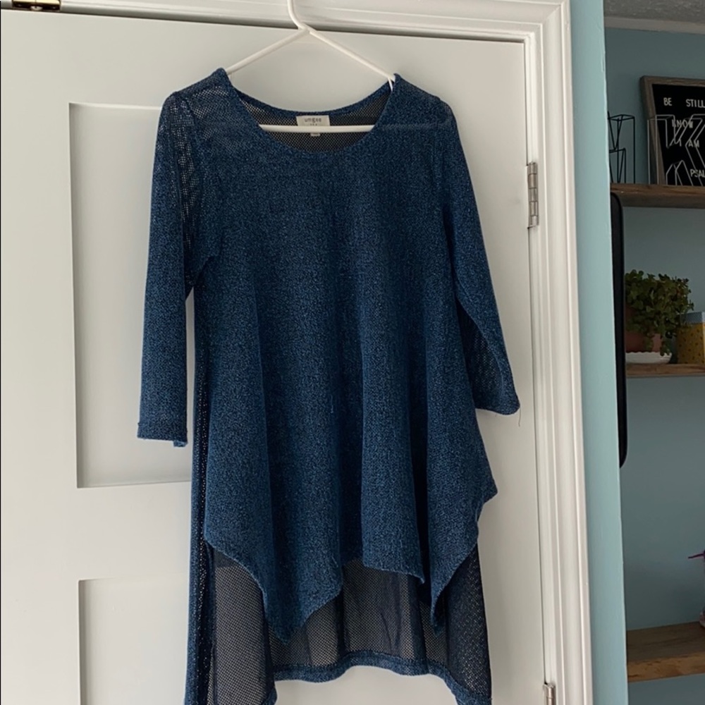 Blue top